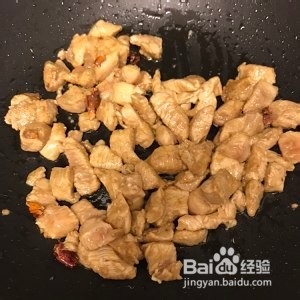 怎么做孜然豆角鸡丁