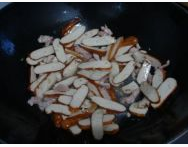 香芹炒卤干，下饭菜很好吃