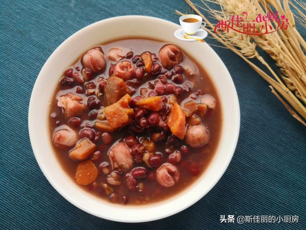 红薯莲子红豆汤