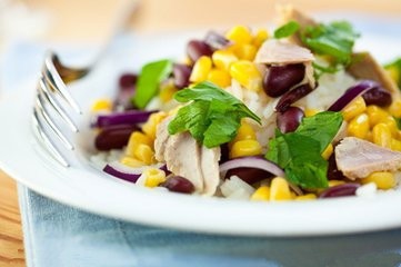 晚上食用哪些食物影响睡眠?