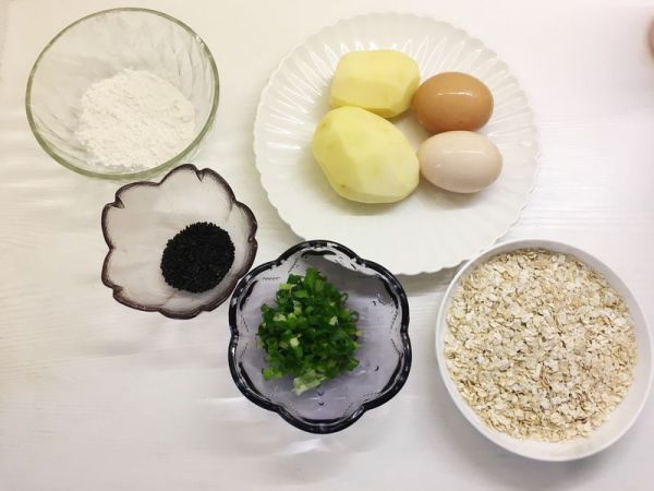 鸡蛋燕麦土豆饼