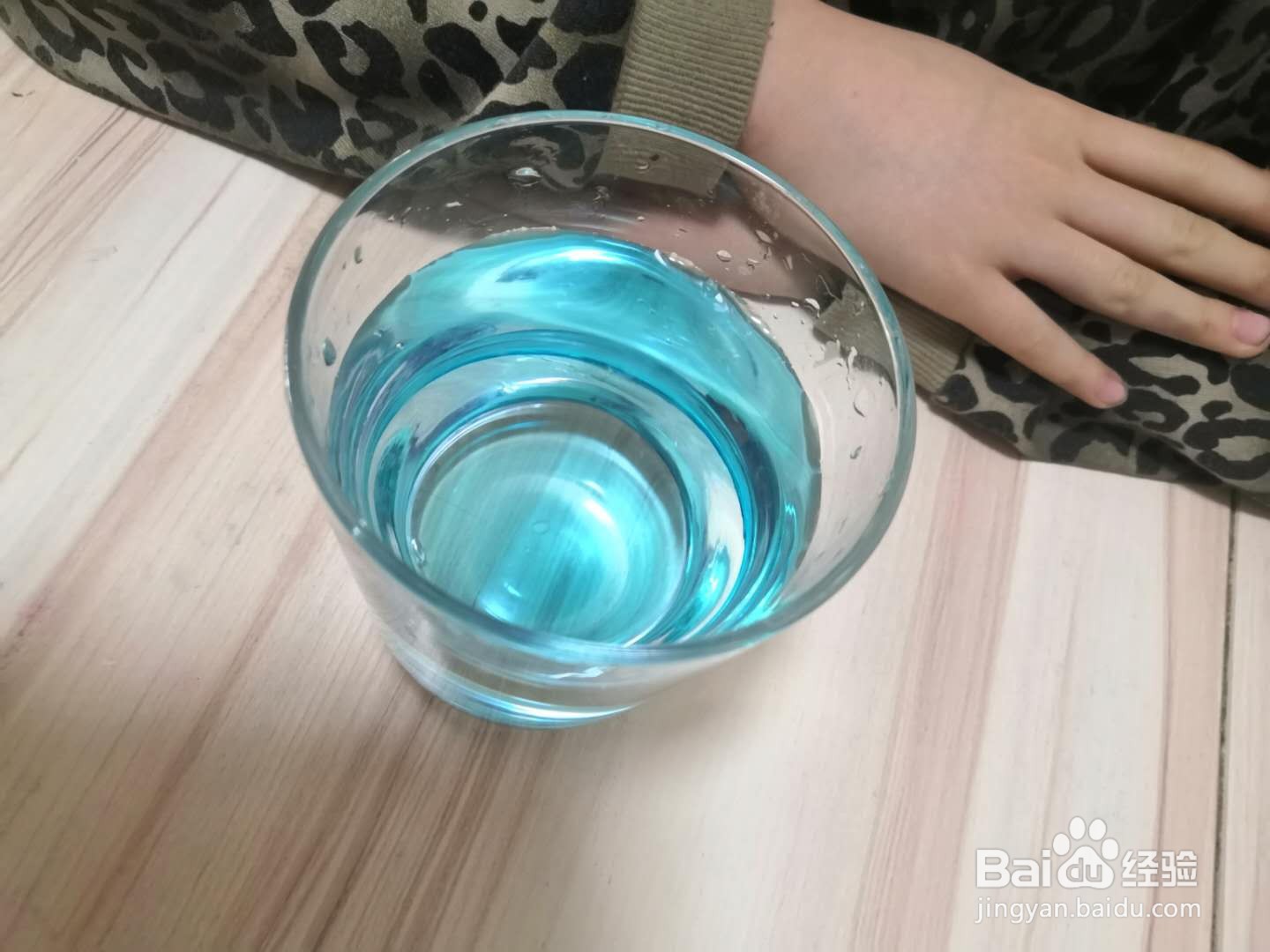 如何做神奇的水袋小实验