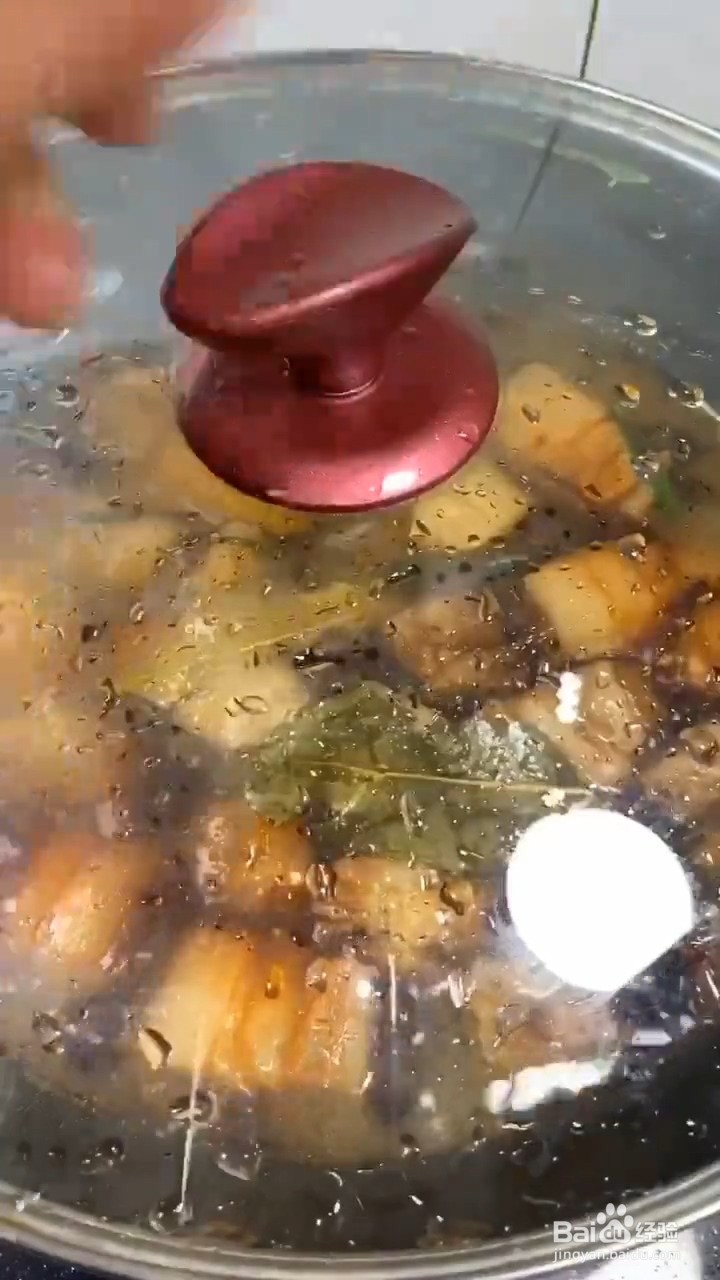 如何在家弄美味好吃的红烧五花肉鹌鹑蛋