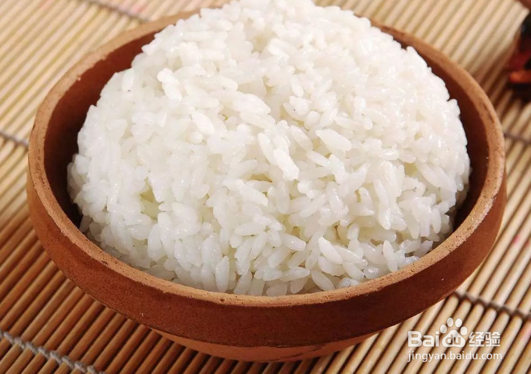 黑色墨水染在衣服上怎样去除