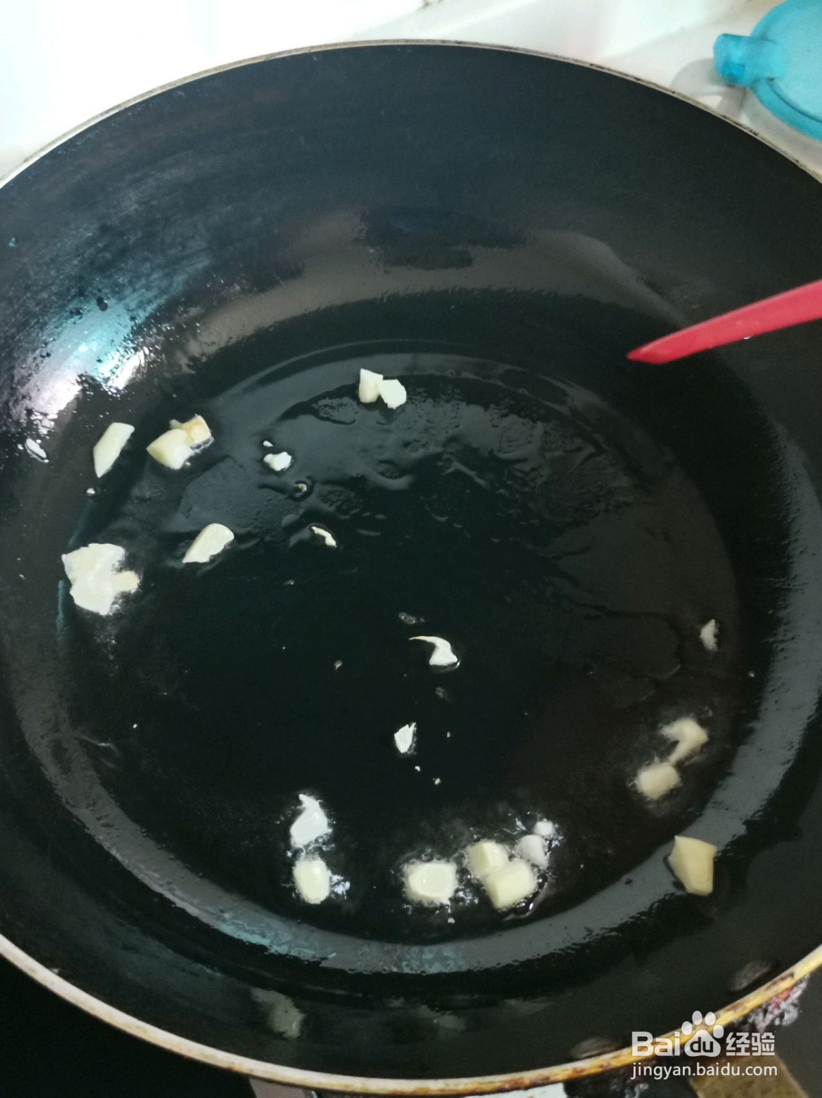 蒜苔炒腊肠的做法