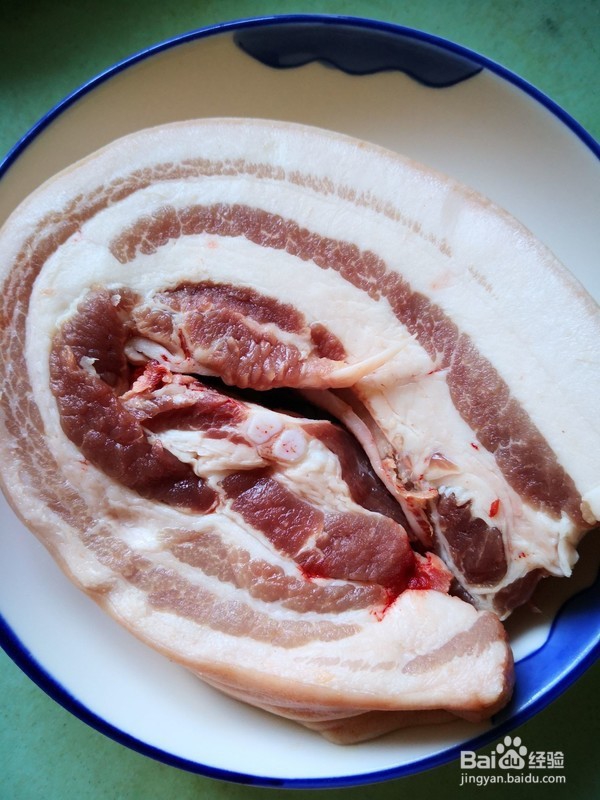 如何制作肉丁炒豆角