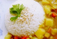 简单易学的家常菜：零失败土豆咖喱牛肉