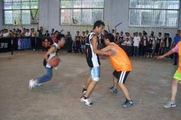 青少年如何学会打好篮球？