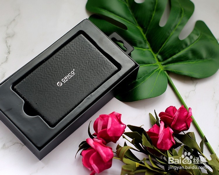 高速C插口2.5寸硬盘盒装配体验