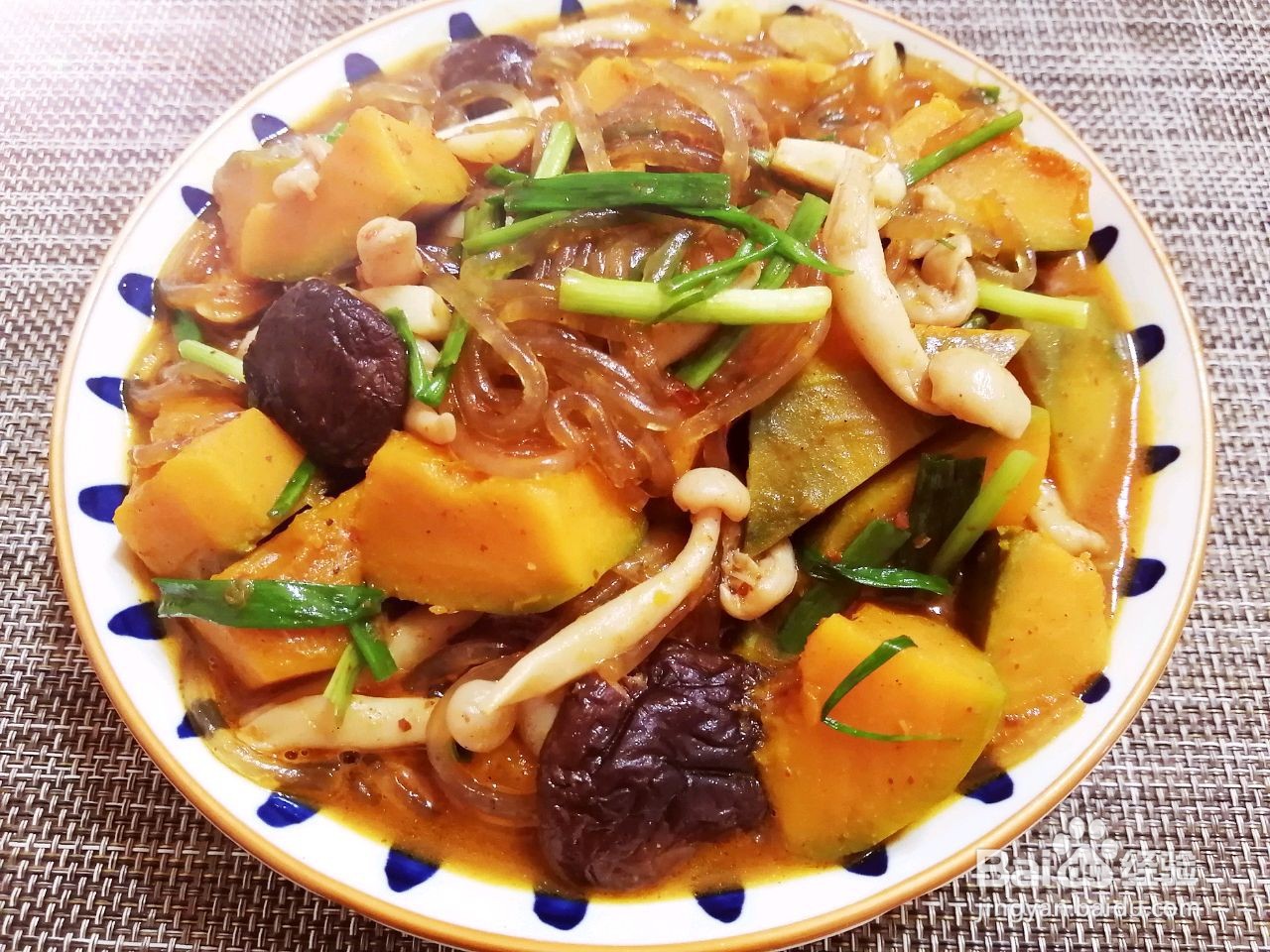 南瓜菌菇炖粉条