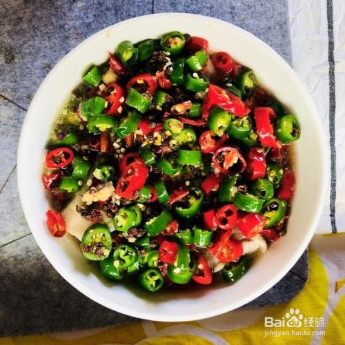 如何做好吃的藤椒鸡？