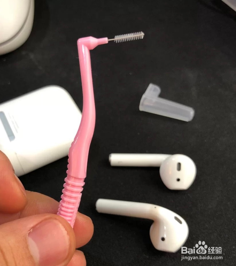 苹果耳机盒很脏怎么清理