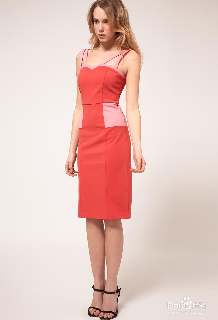 糖果色吊带裙如何穿搭比较好看