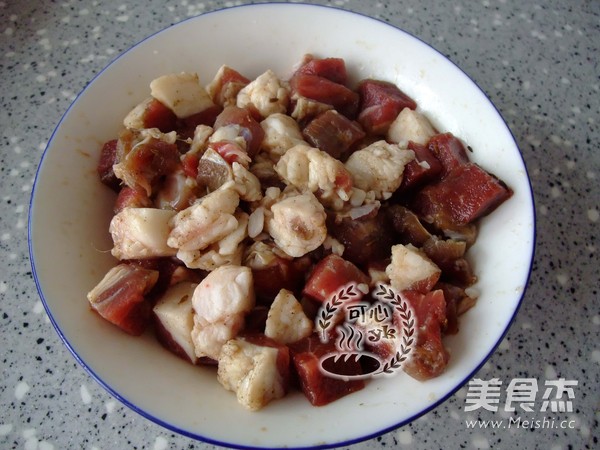 让人垂涎三尺的烤羊肉串