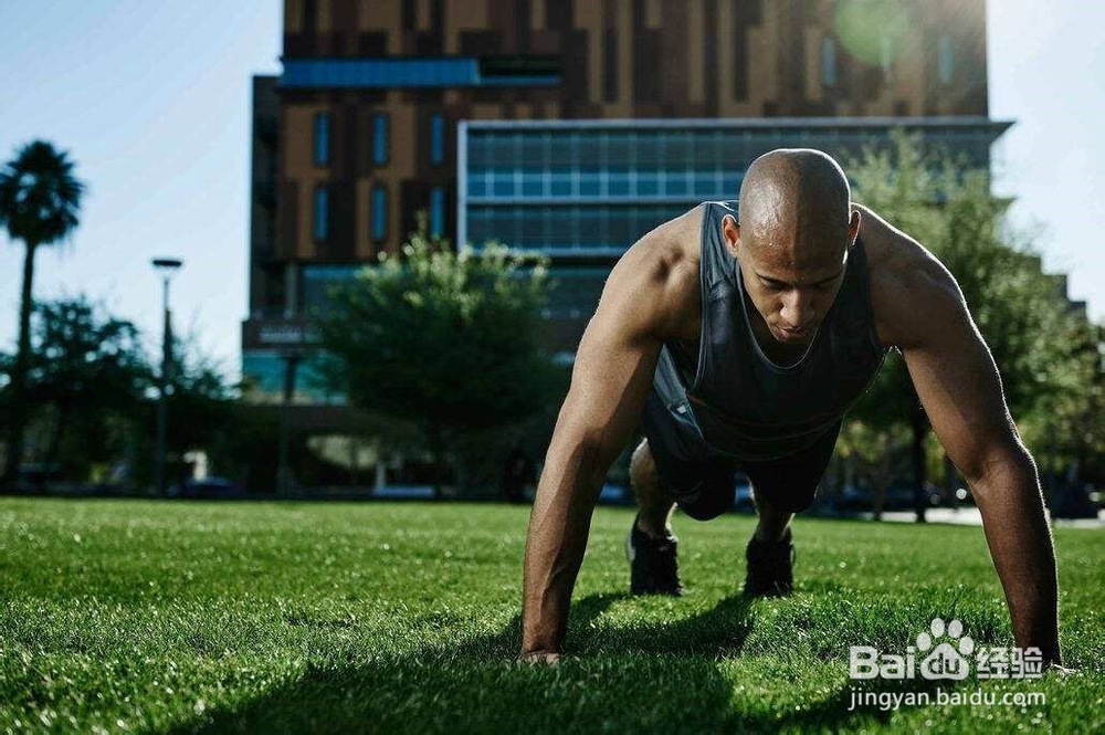 如何锻炼手臂力量更有效？