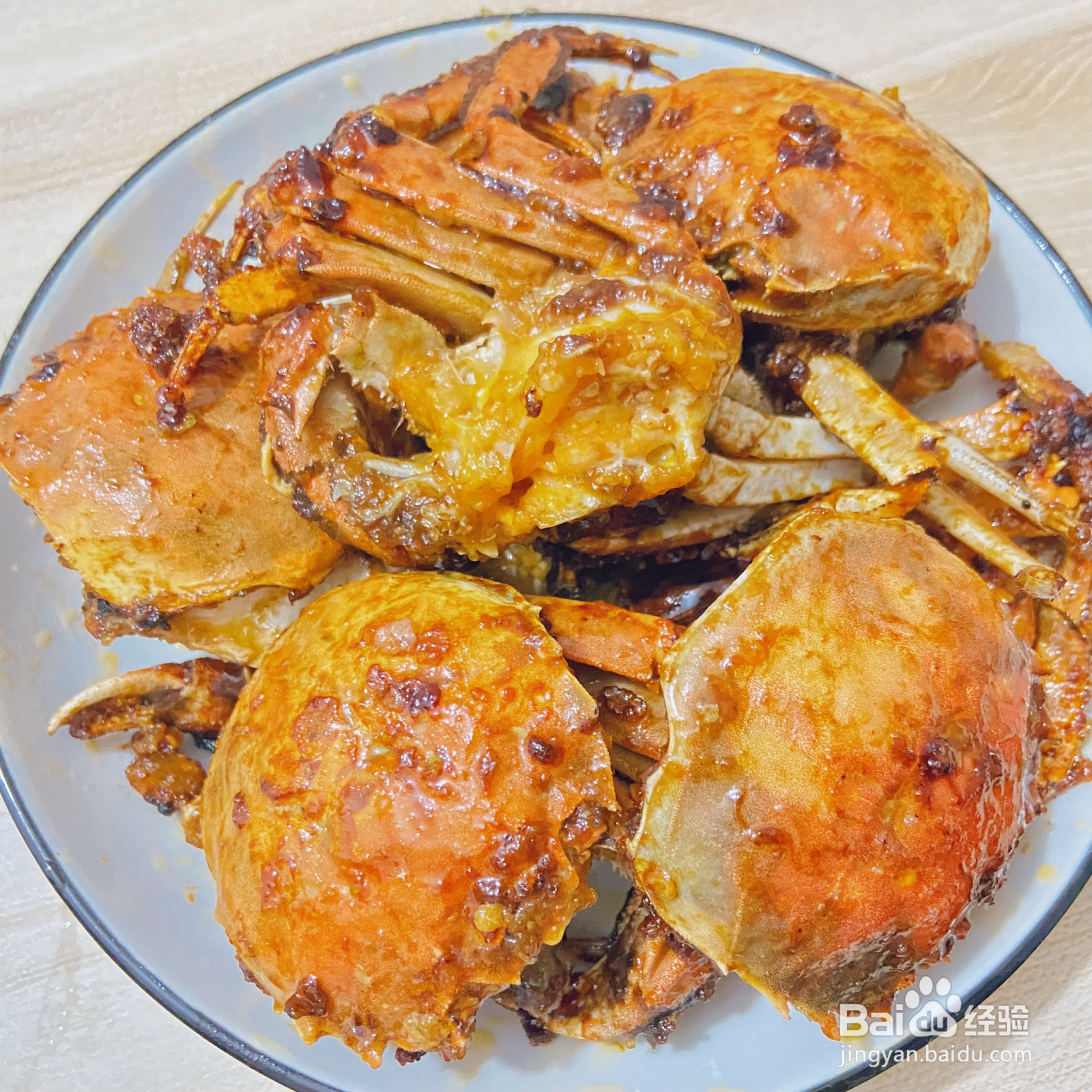 简单易上手的油焖大闸蟹的做法