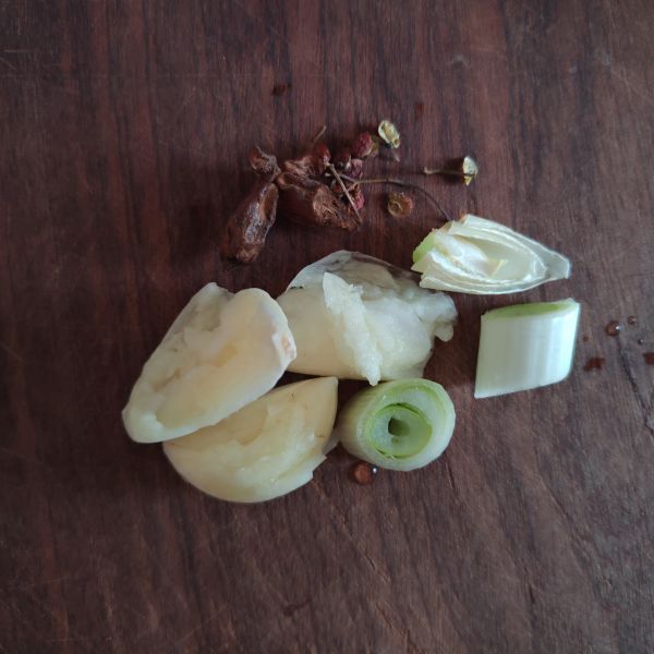 爆炒手撕卷心菜