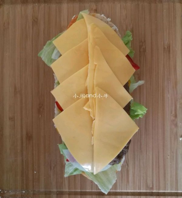 燕麦牛排三明治