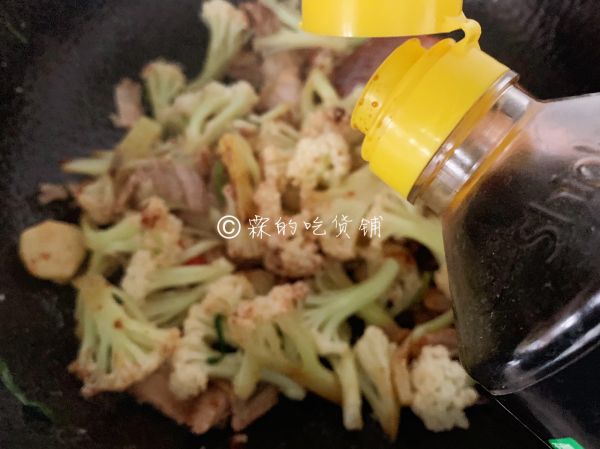 干锅花菜炒五花肉