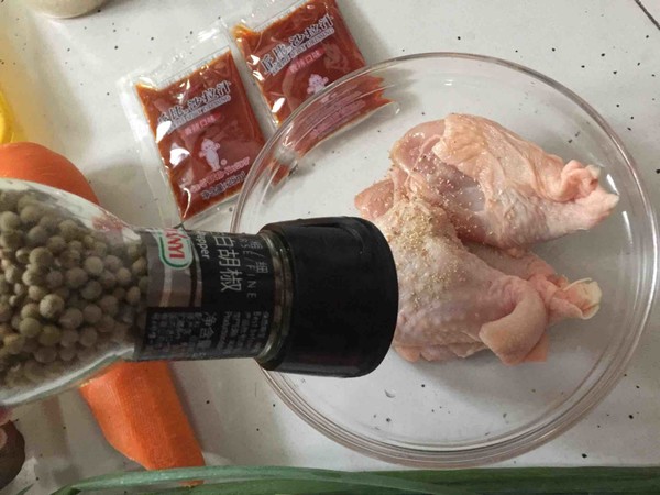 鸡腿包饭丘比沙拉汁