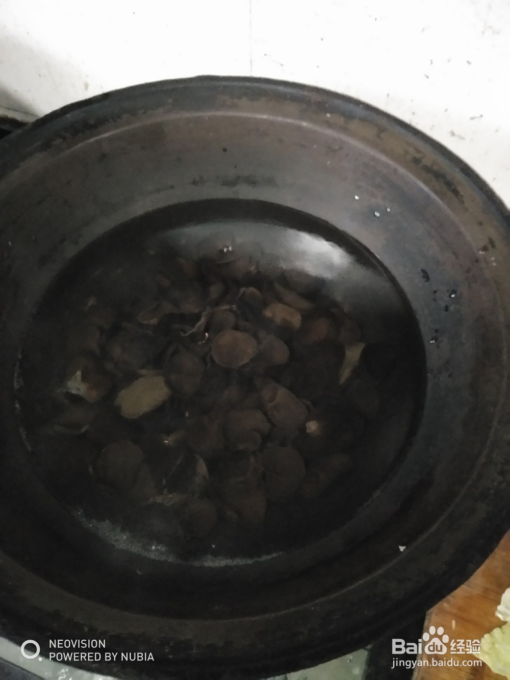 泡发木耳过水焯方法