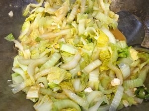 怎么自制咸蛋黄炒竹筒白菜