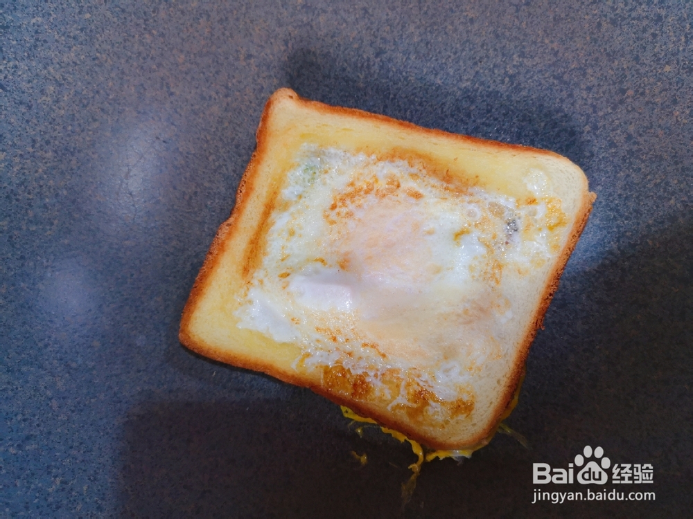 在家也能做的火腿吐司煎蛋