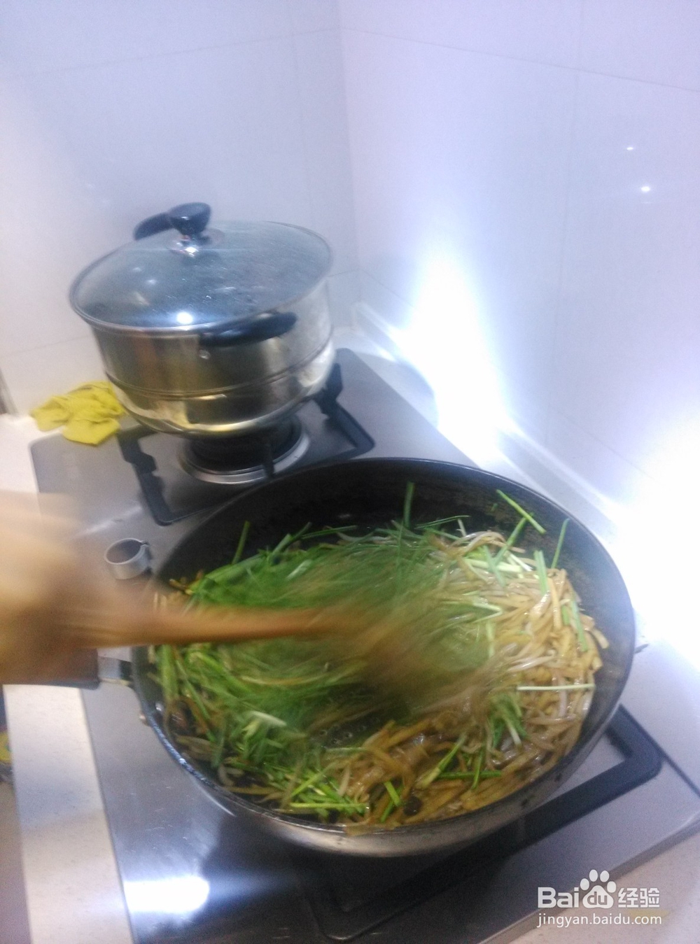 素炒土豆丝，豆芽的做法