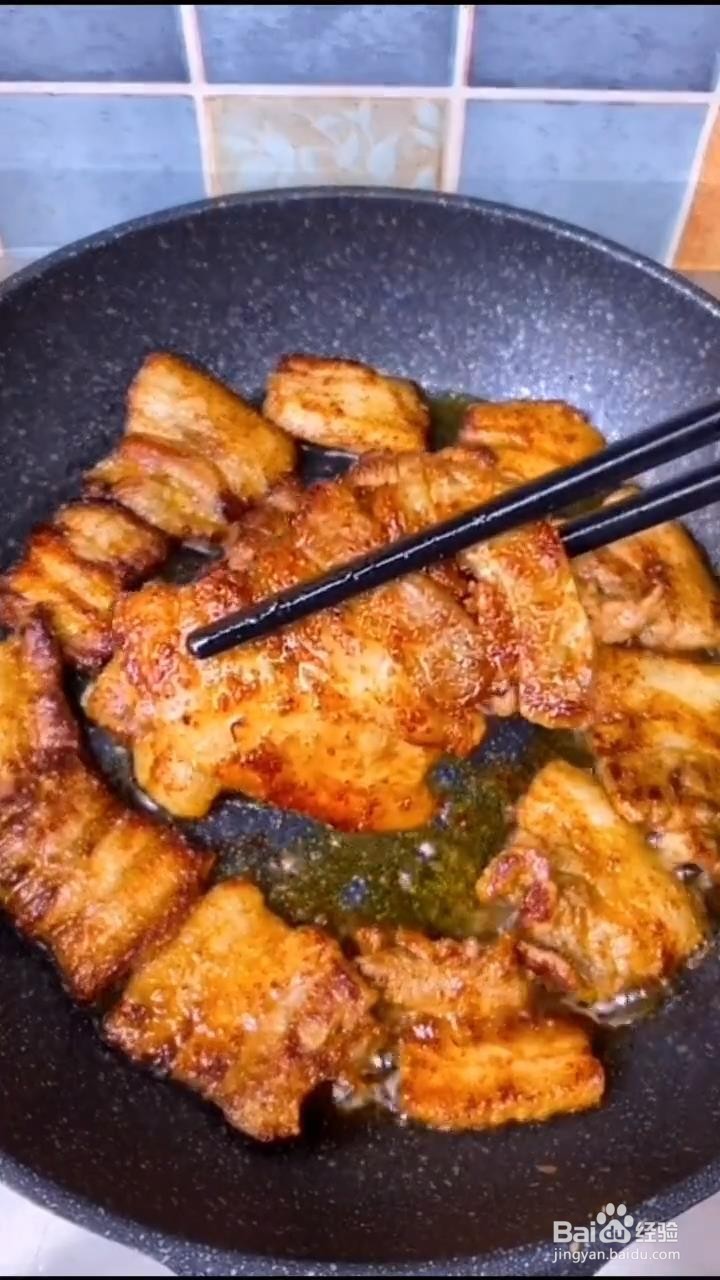 如何制作美味的烤五花肉