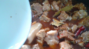 如何做土豆烧排骨