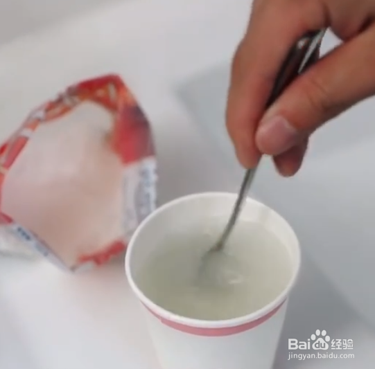 如何让使用很长时间的剃须刀变锋利?