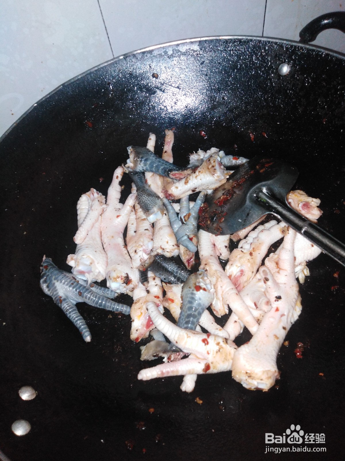 鸡爪如何做才好吃？