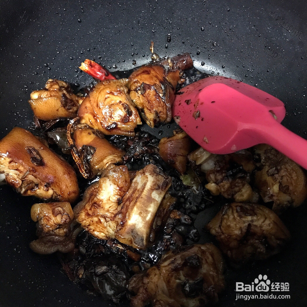 小鲍鱼炖猪脚海鲜美食