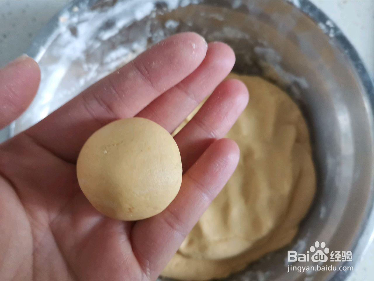 红糖酒酿南瓜汤圆的做法