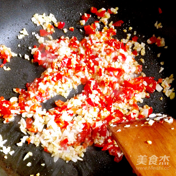 剁椒鱼头的做法