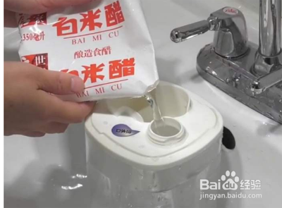 加湿器里面长了绿毛怎么清洗