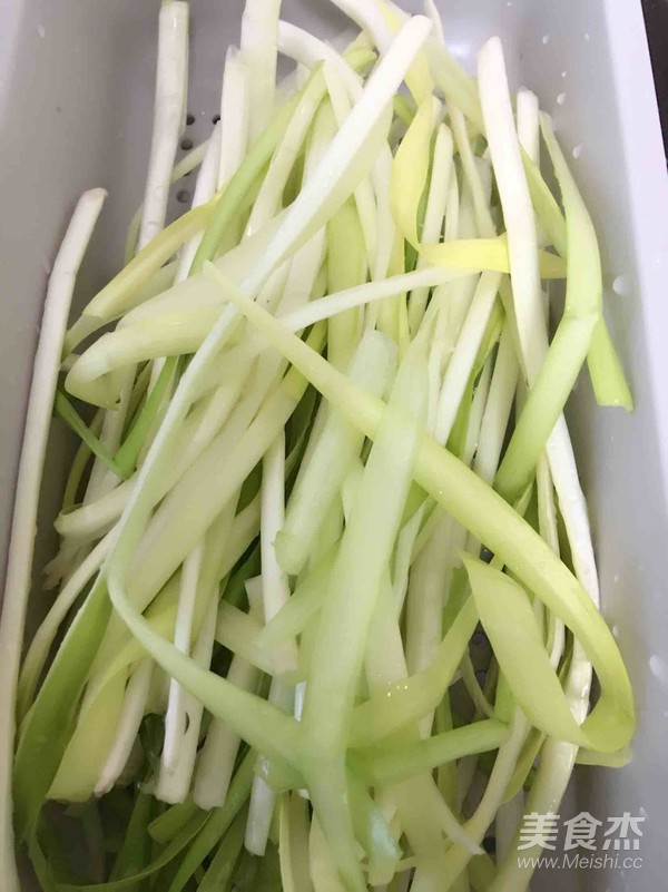 韭黄馅饺子的做法