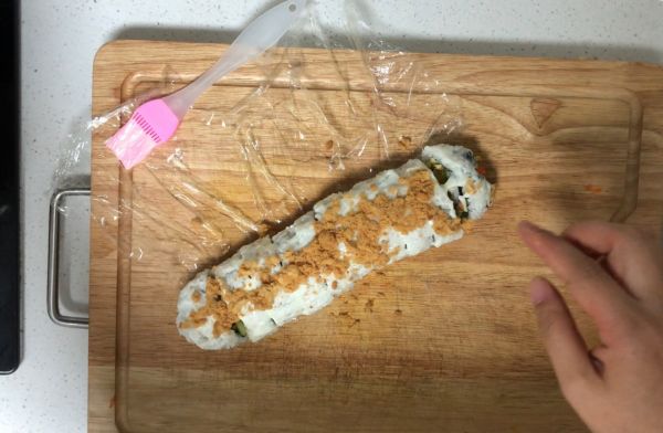 两款简单黄瓜海苔寿司卷