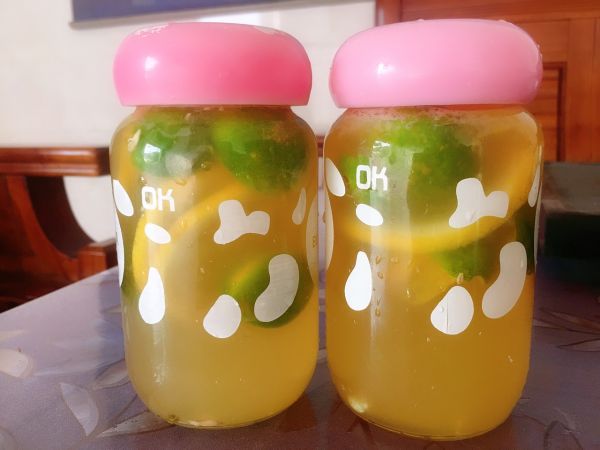 夏天经典酷爽饮品金桔柠檬