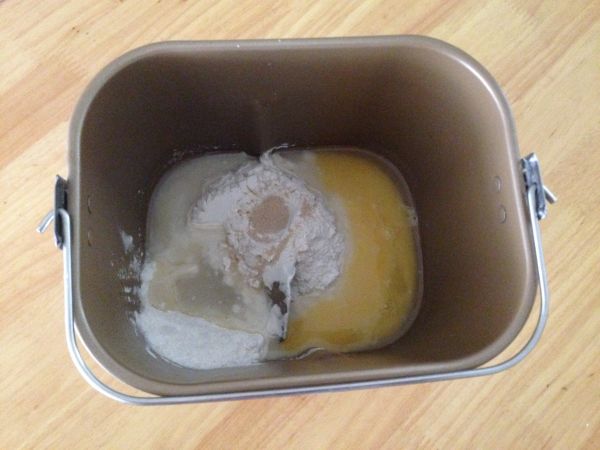 玉米火腿沙拉包