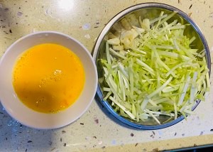 教你怎么做韭黄炒鸡蛋