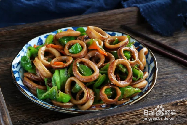 辣椒爆炒鱿鱼圈太好吃了，但要这样做才好吃