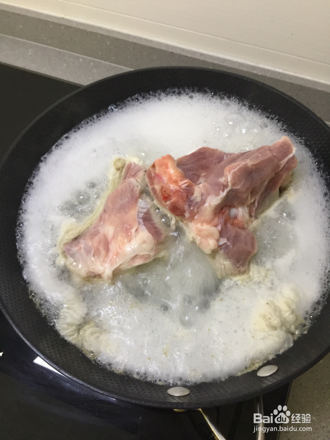 酱大棒骨的做法