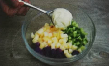 如何制作苹果紫薯船?