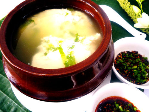 怎样享受凤凰古城的美食