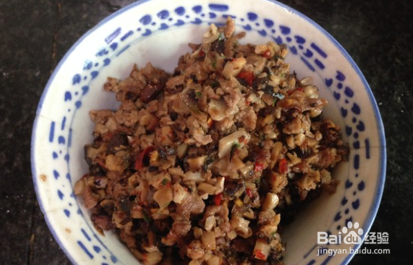 如何做出香菇肉末酱的步骤？