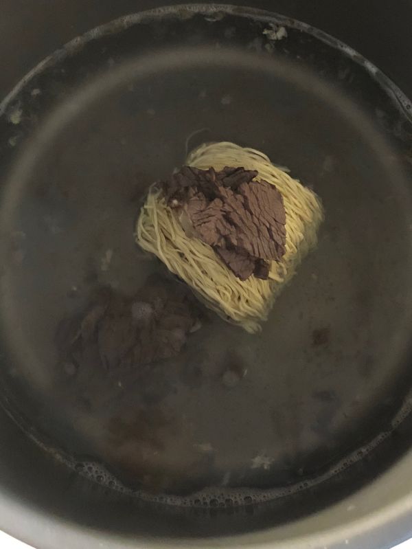 懒人早餐云吞面条