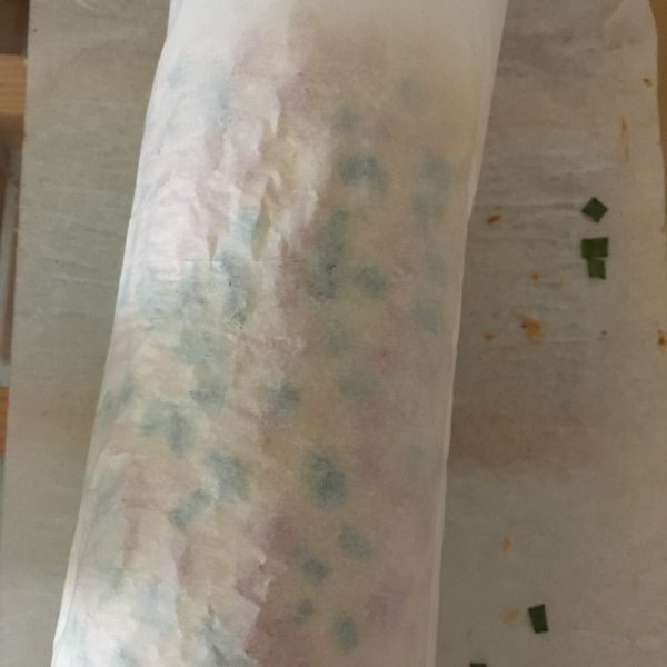 葱香肉松面包卷