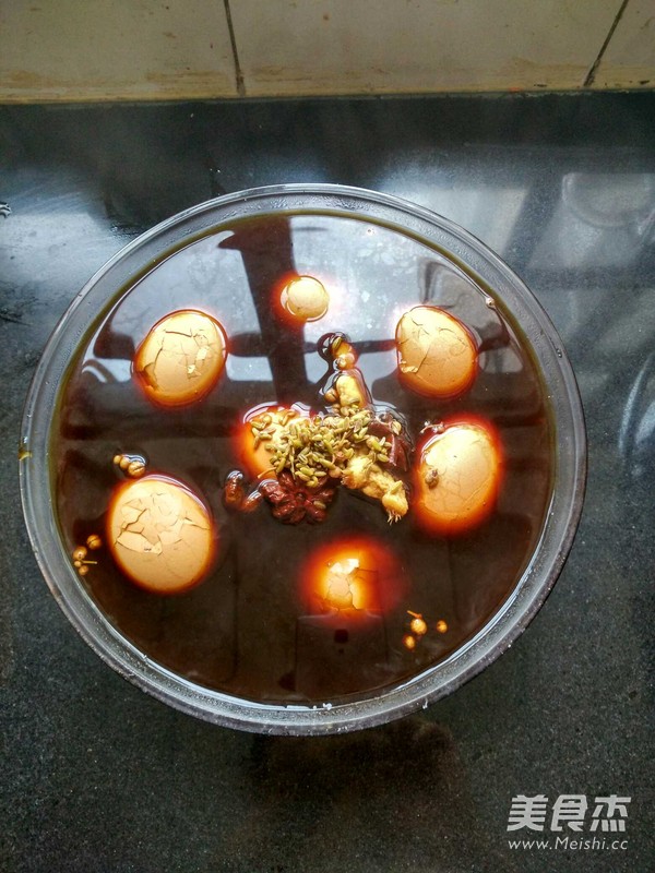 卤香鸡蛋的做法