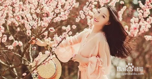 如何用古诗文艺的表达爱慕之情？
